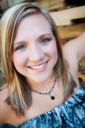 2011-07 Katlin, Senior-13
